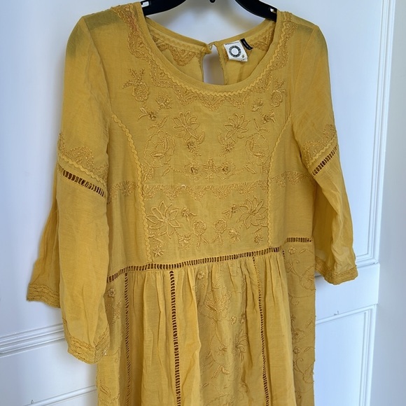 Anthropologie Akemi + Kin Embroidered Yellow Gold Tunic Dress Size XS - Picture 3 of 14